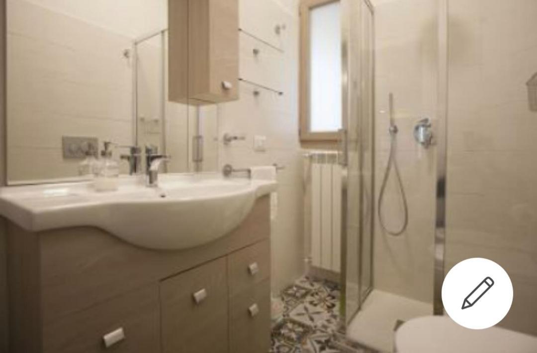 Lg House With Balcony Near Ponte Vecchio Apartment Флоренция Екстериор снимка