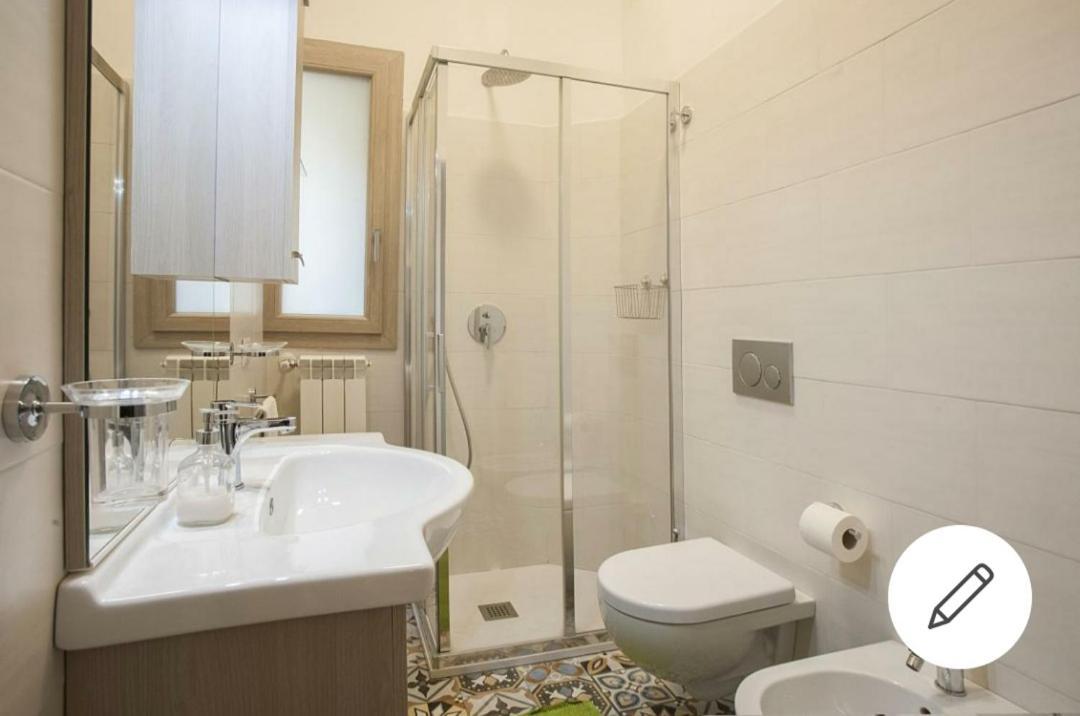 Lg House With Balcony Near Ponte Vecchio Apartment Флоренция Екстериор снимка